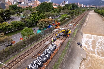 Daño en los rieles del Metro de Medellín.