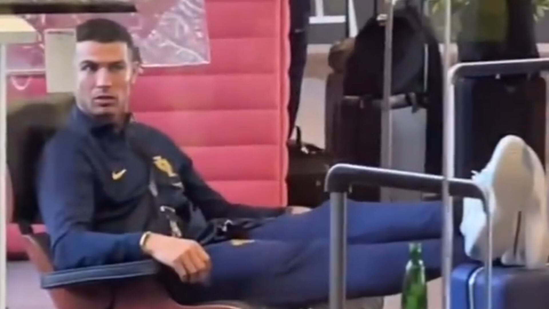 Video Viral: Chica se encontró a Cristiano Ronaldo y decepcionó con su reacción