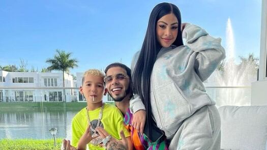 Anuel y Yailin con Pablo Anuel