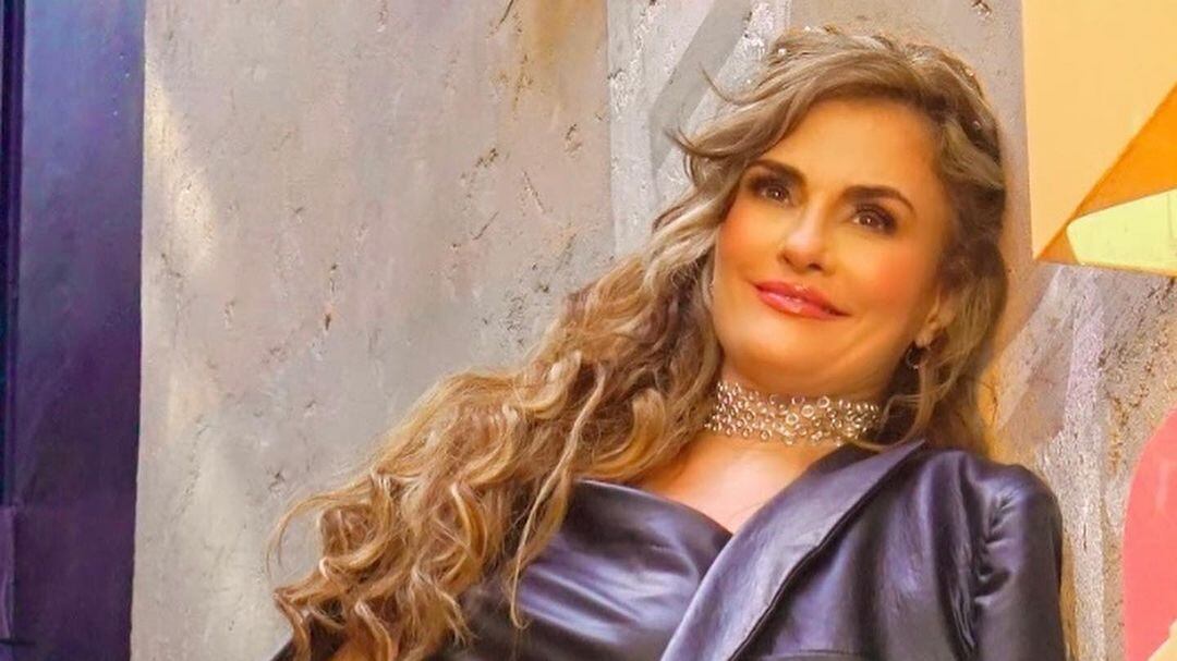 A la actriz Aura Cristina Geithner le cuestionaron si hace algo más que “mostrar” en las redes sociales.