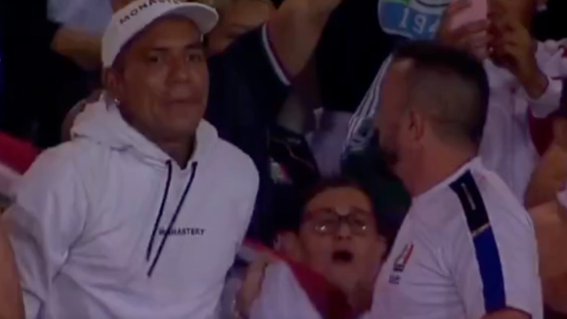 Dayro Moreno se metió a la popular de Once Caldas