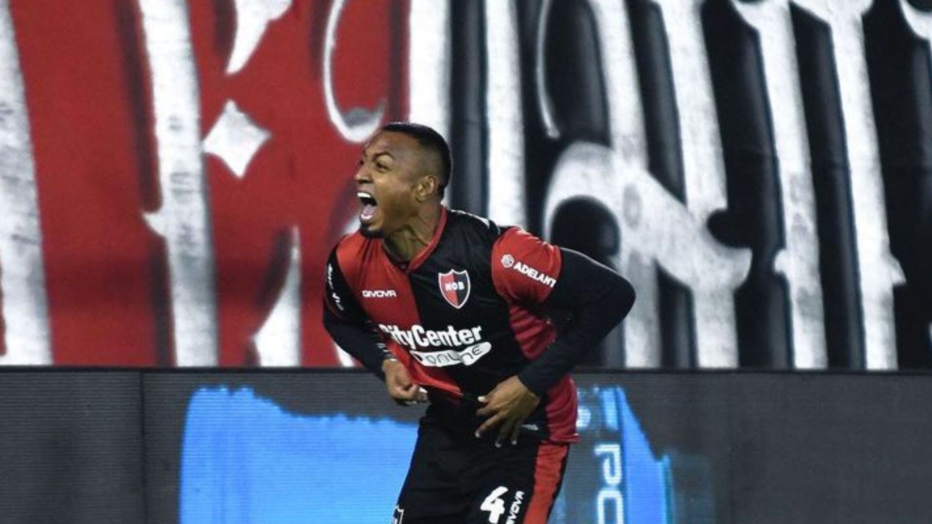 Willer Ditta sería adquirido por el Newell's Old Boys.