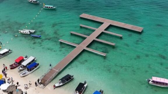 Foto abren nuevo embarcadero en Barú en Playa Blanca.
