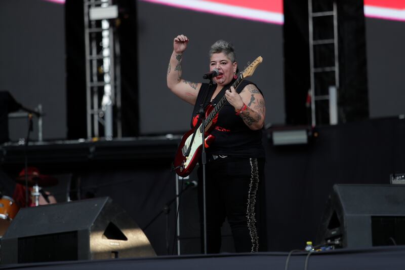 Las Ultrasónicas, de México, durante su presentación en Rock al Parque 2022 en Bogotá.
