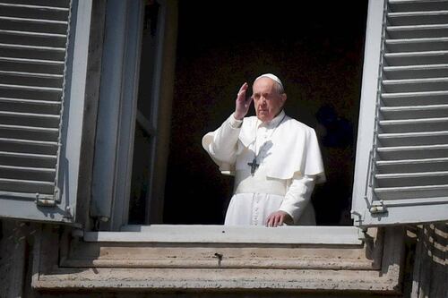 Papa Francisco envía primeros mensajes desde su operación del colon