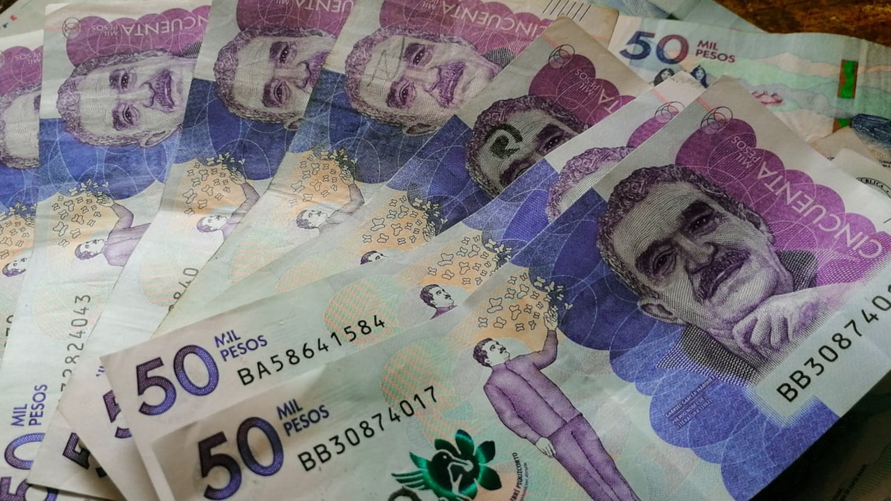 Cómo detectar billetes falsos Colombia