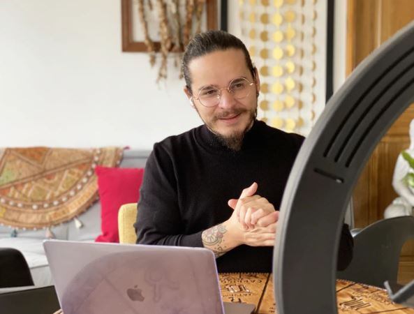 Famoso astrólogo reveló cuántos periodos va a durar la izquierda en el poder en Colombia y qué pasará con Iván Cepeda en las elecciones