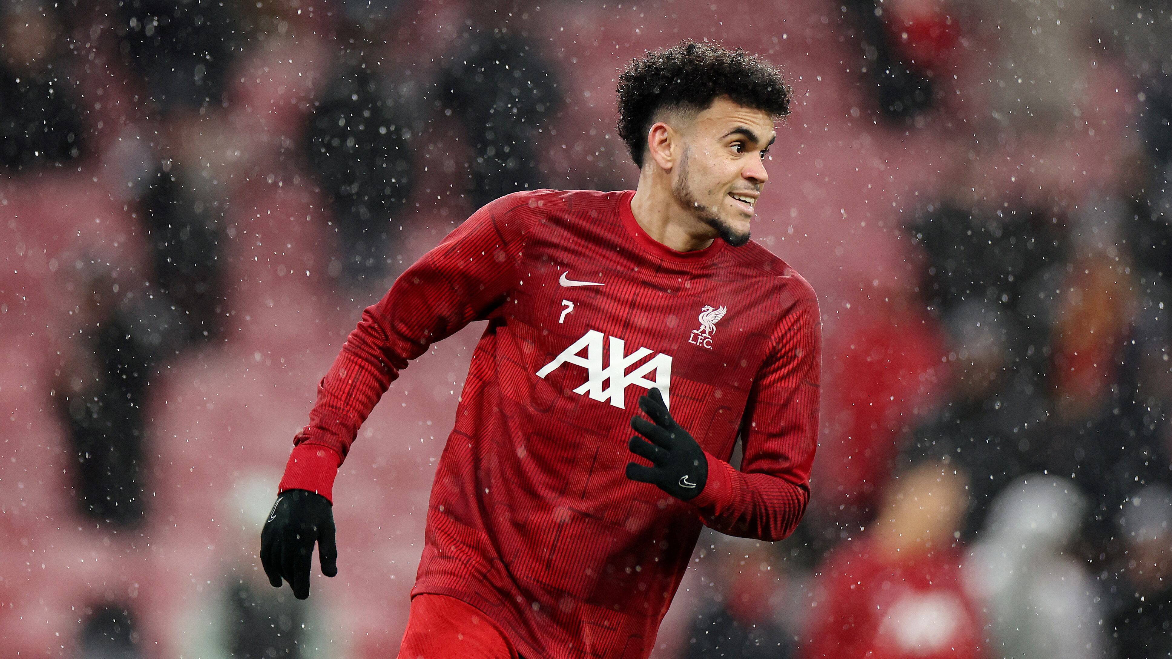 Luis Díaz cantando One Kiss de Dua Lipa