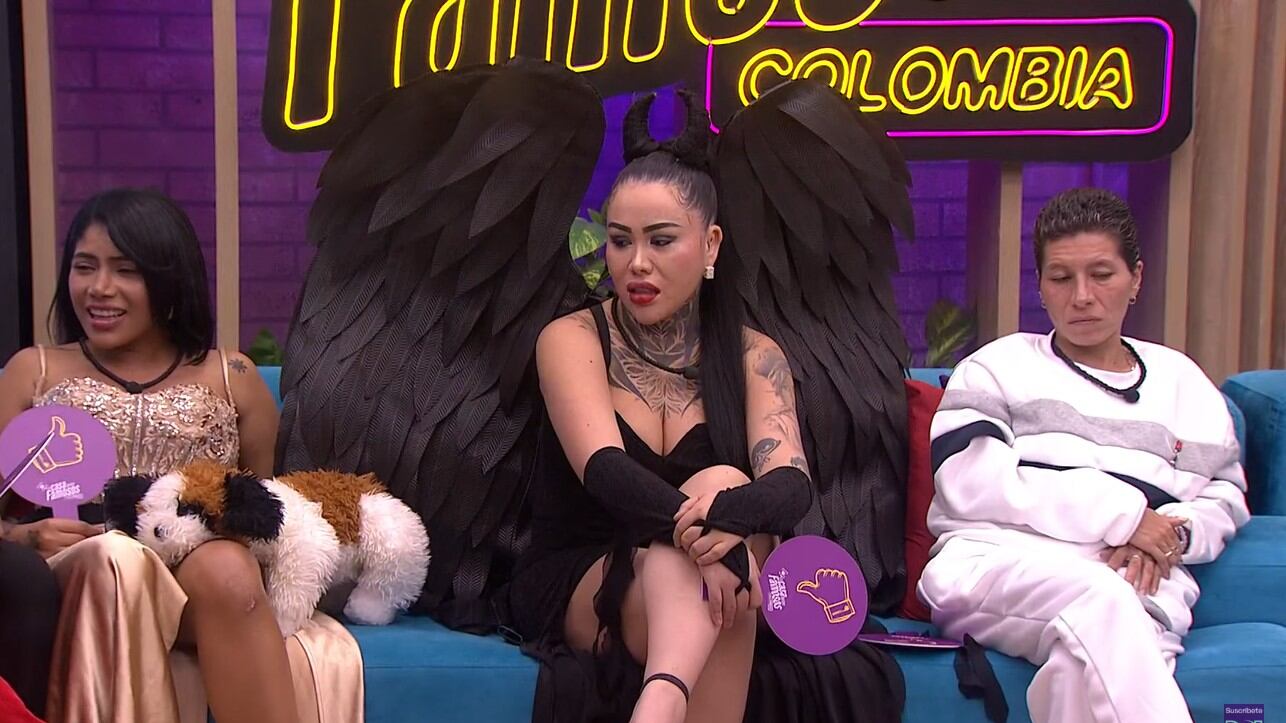 Yina Calderón con alas negras en 'La casa de los famosos Colombia'