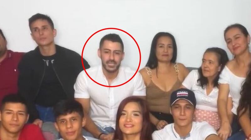 Juli del 'Desafío The Box' ganó el servicio de mensajería y por fin se conoció el rostro de su pareja.
