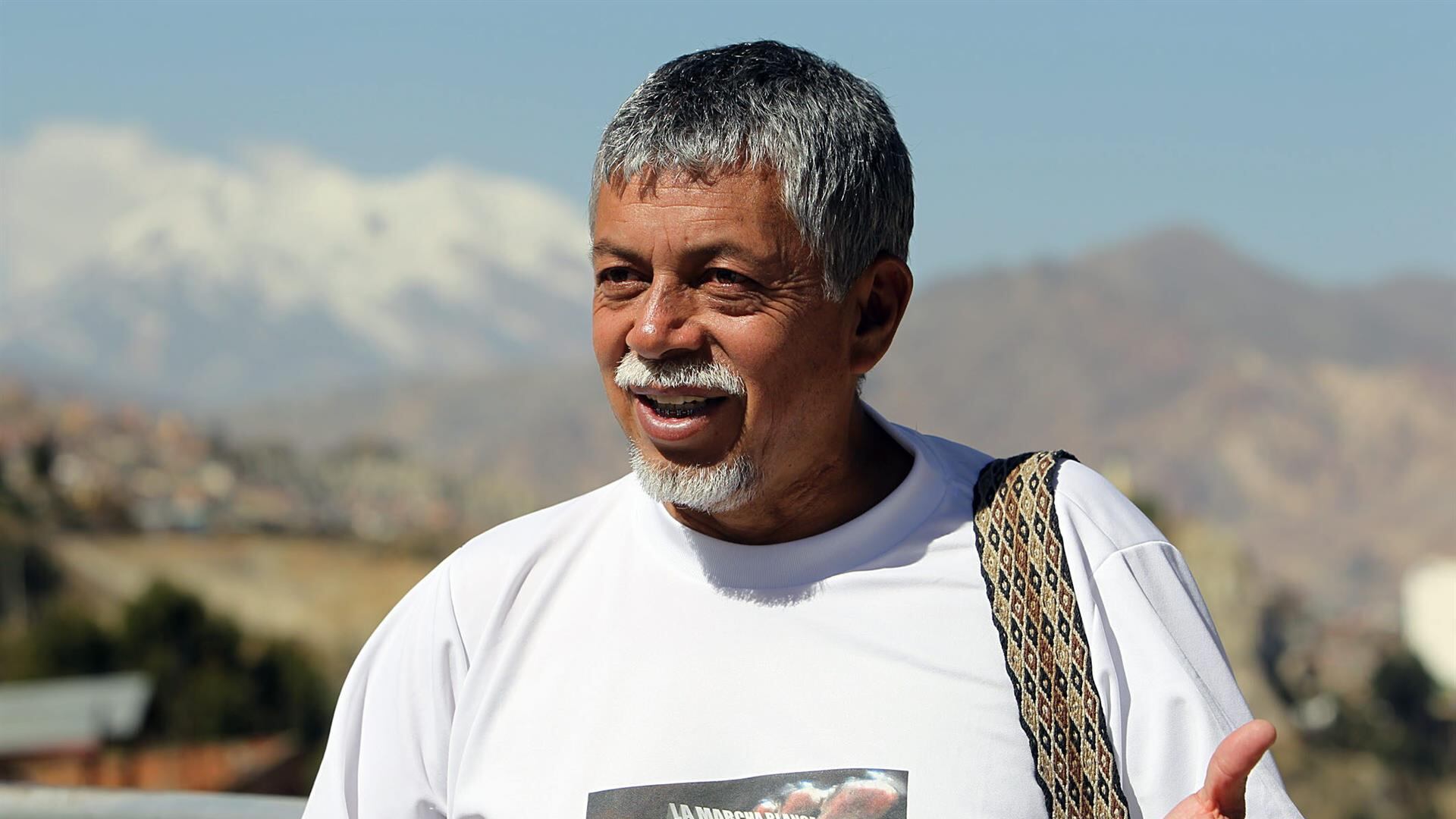 Fotografía de archivo fechada el 15 de junio de 2011 donde aparece el profesor colombiano Gustavo Moncayo.