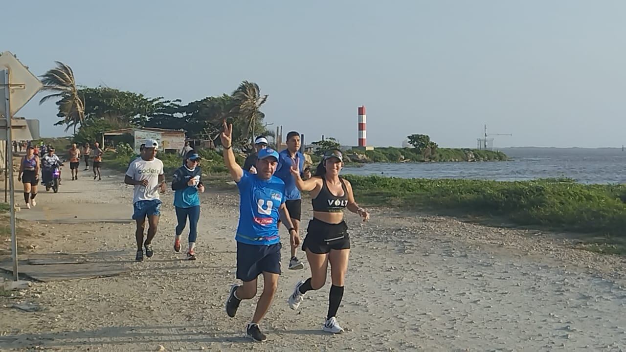 Carrera ‘Tajamares’ hizo evento de reconocimiento en la desembocadura del río Magdalena.