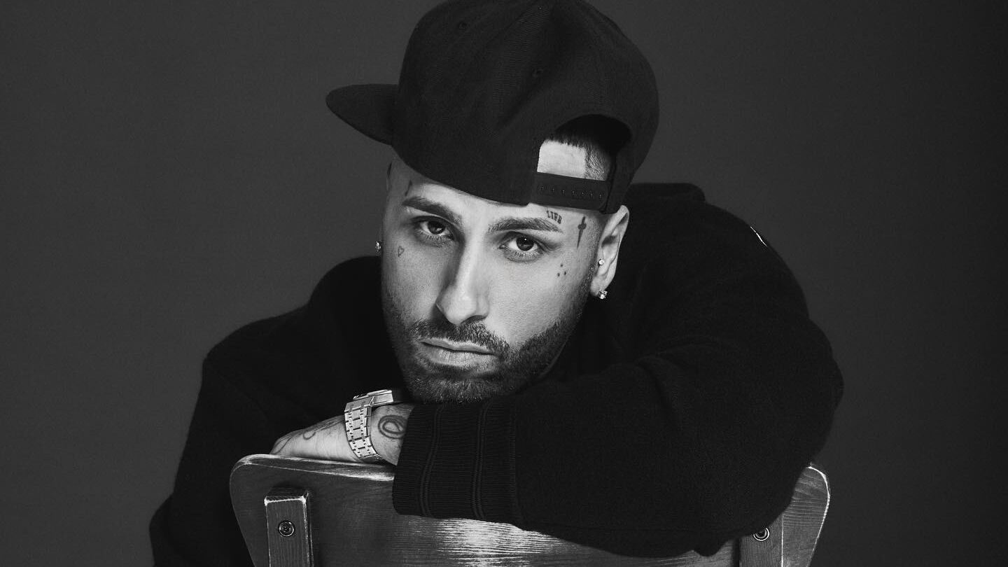 El retiro del cantante Nicky Jam viene acompañado de un disco que próximamente verá la luz, así como una última gira de conciertos.