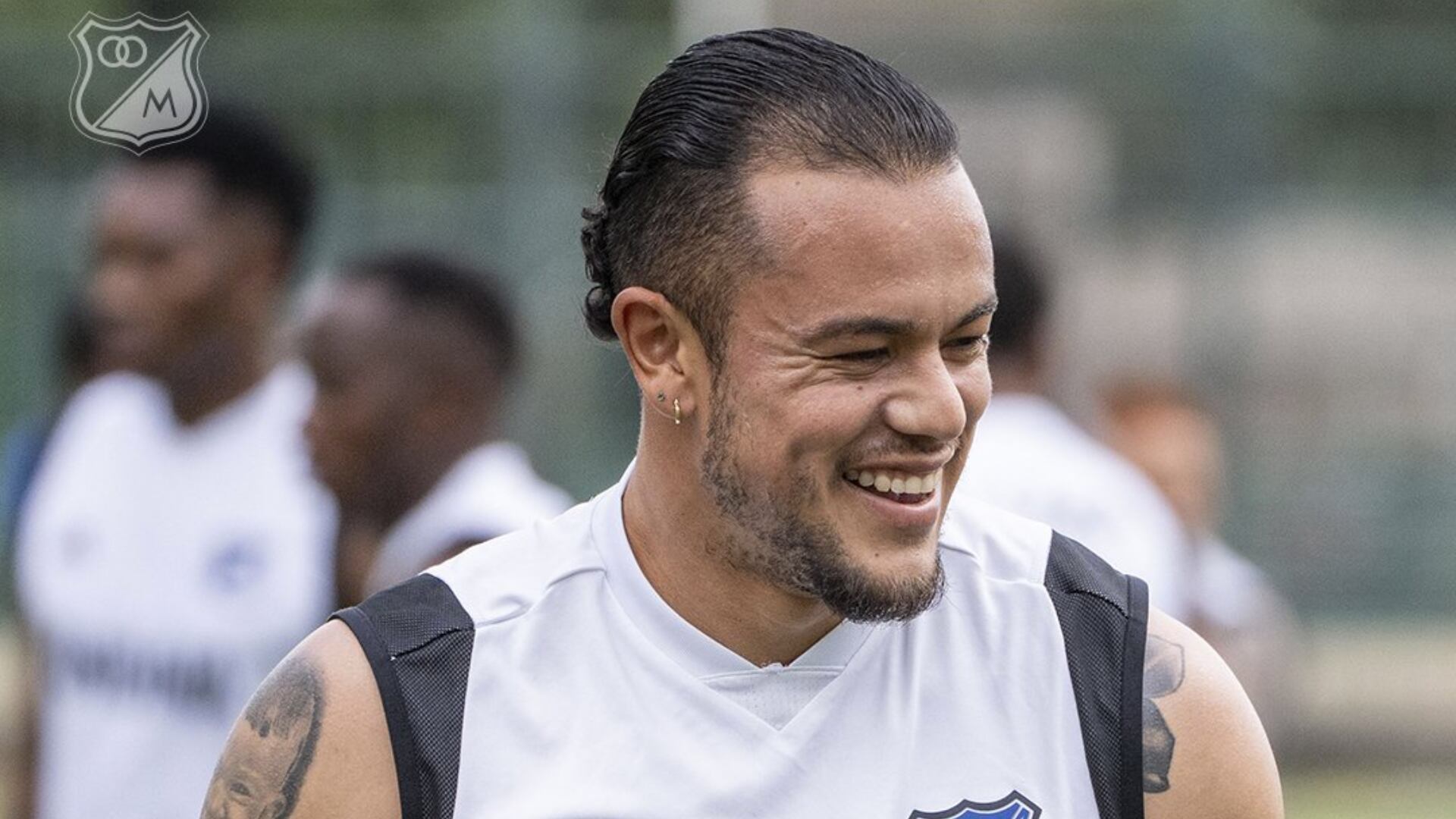 Periodista argentino quedó loco con situación de Millonarios que protagonizó Leo Castro