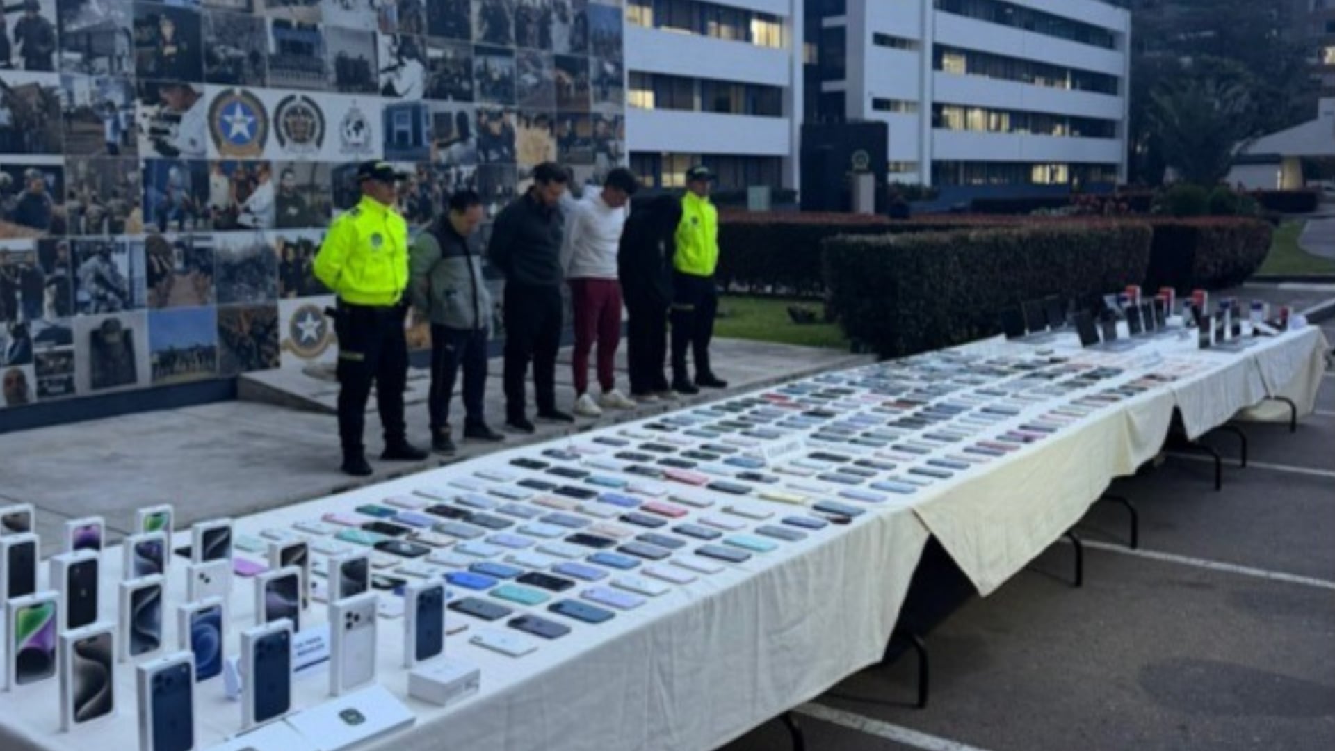 Cae red de “concesionarios fachada” en Bogotá: Robaban vehículos y ahorros mediante falsas promesas