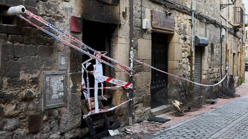 Conmoción en España: Joven colombiana muere en incendio provocado por un feminicida reincidente
