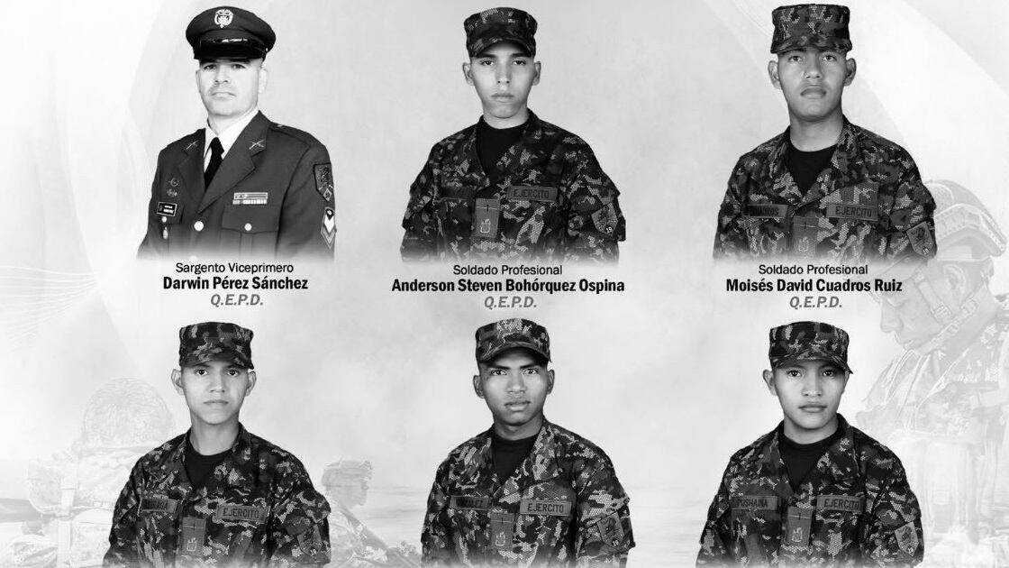 Foto de uniformados muertos en ‘Plan Pistola’ en Colombia que deja como saldo dieciocho muertos en ataques a la Fuerza Pública.