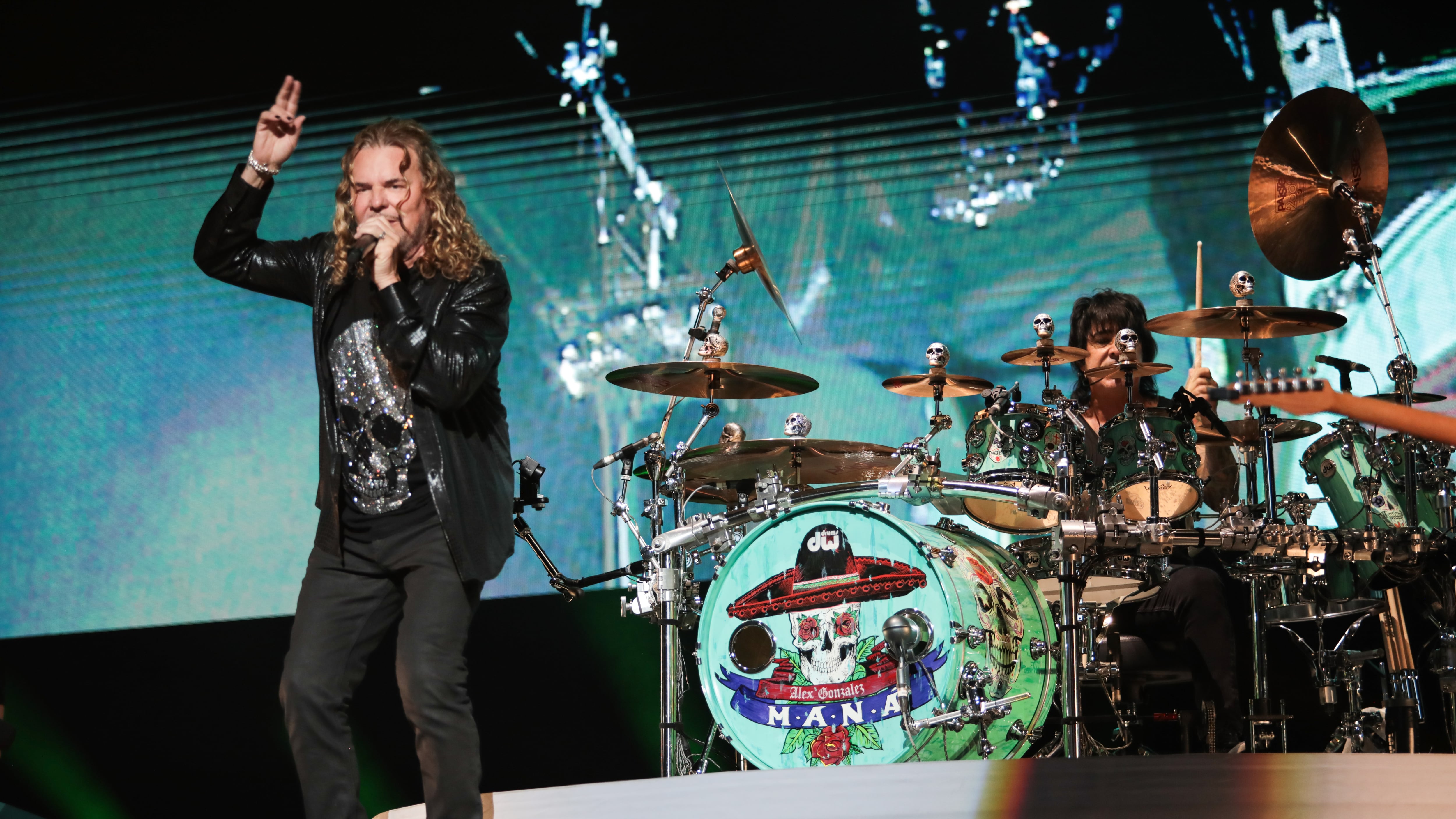 La agrupación mexicana Maná, durante su presentación en el Movistar Arena de Bogotá