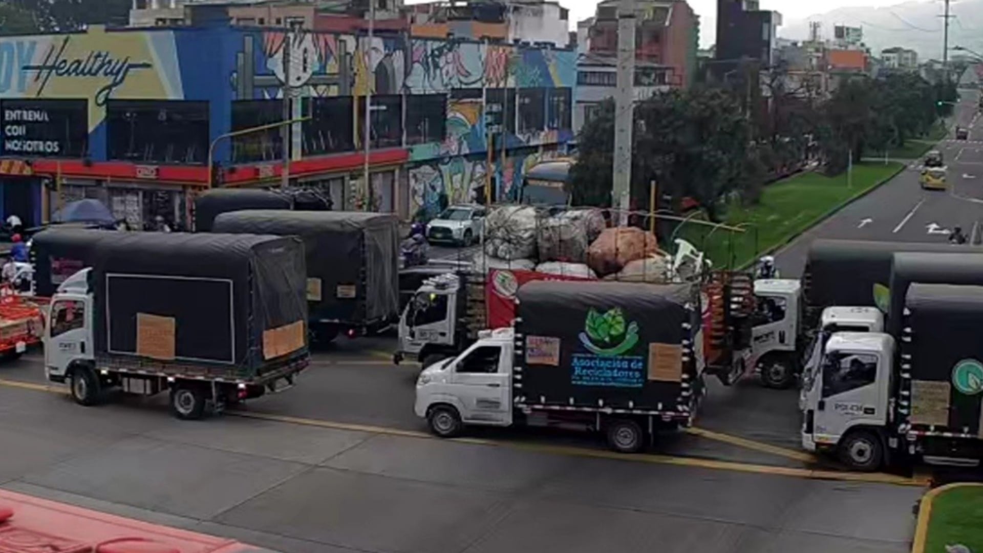 Movilidad en Bogotá hoy jueves 12 de febrero. Manifestaciones de recicladores.
