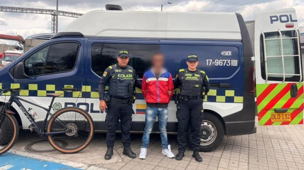 Presunto ladrón capturado en TransMilenio.