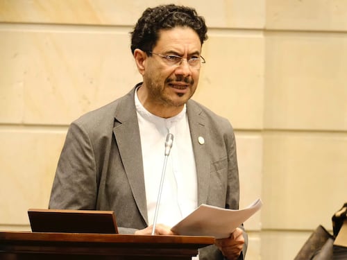 “Soy invencible en el terreno moral”: Iván Cepeda denuncia complot de inteligencia tras lanzar su precandidatura