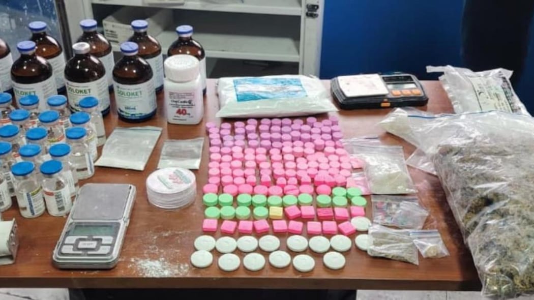 Capturados por tráfico de estupefacientes y licor adulterado en la localidad de Antonio Nariño