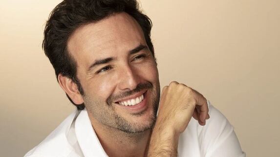 El actor Sebastián Martínez esta vez apuntó un muy breve, pero poderoso mensaje junto a una imagen en la que sale con su sonrisa más radiante