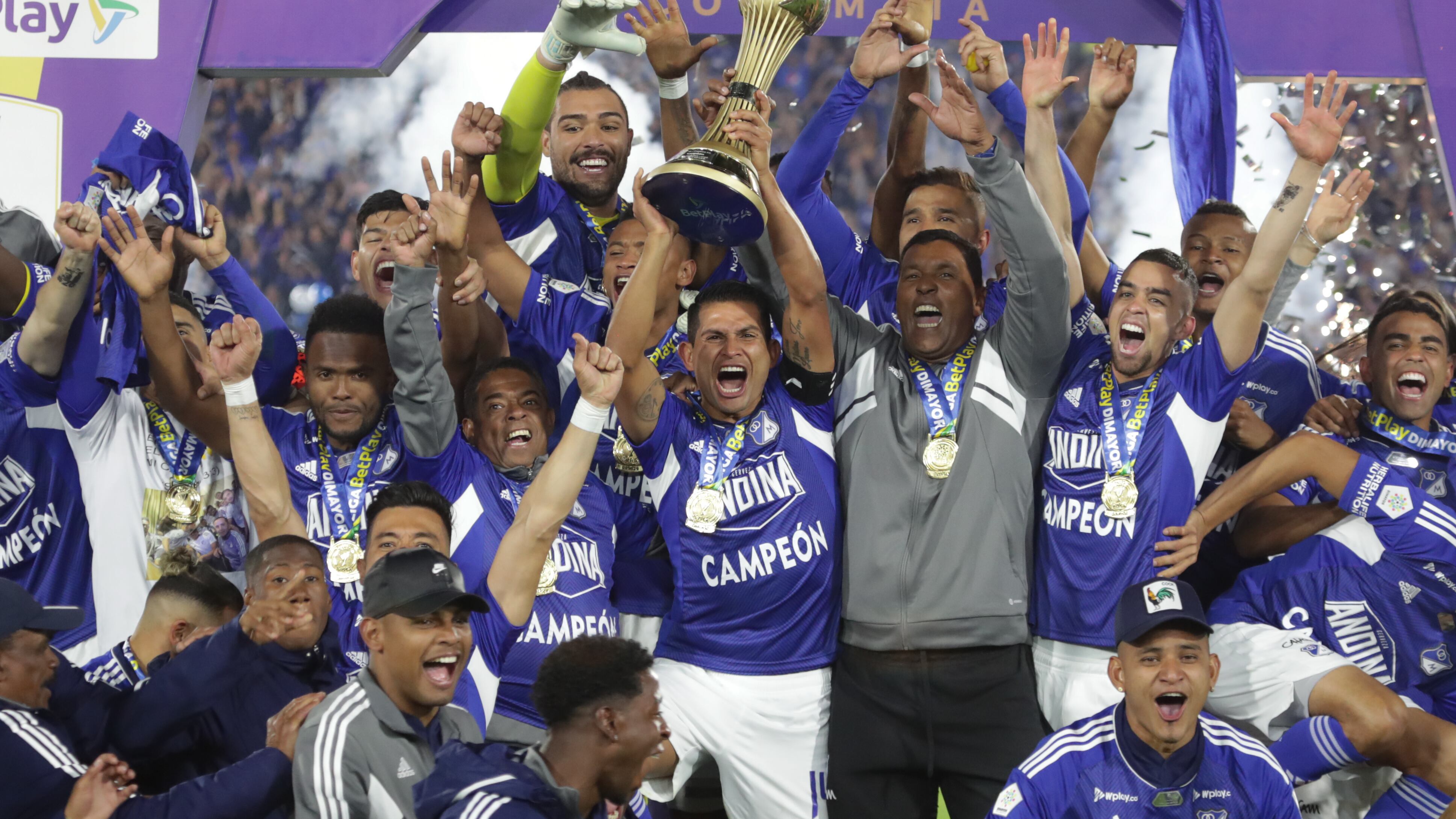 Millonarios VS Atlético Nacional por la final de la Liga Betplay I 2023 en el estadio El Campín de Bogotá