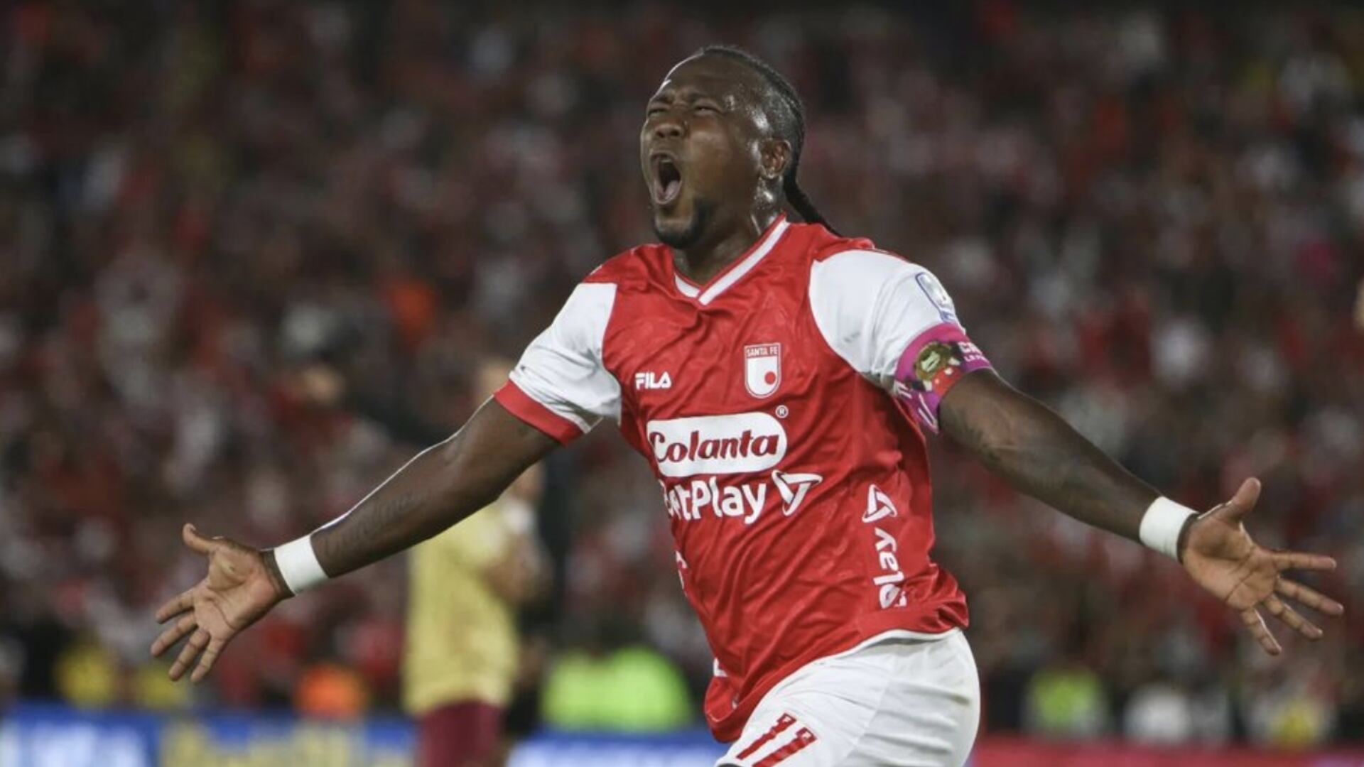 Hugo Rodallega quedó frustrado tras la victoria de Santa Fe vs Tolima