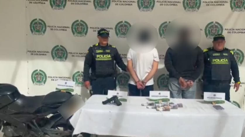 Capturan a dos hombres tras millonario fleteo a mujeres que salieron de Unicentro en Bogotá