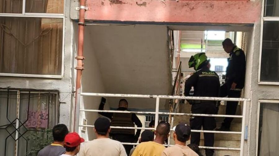Balacera en Barranquilla dejó dos jóvenes muertos en conjunto residencial Las Gardenias.
