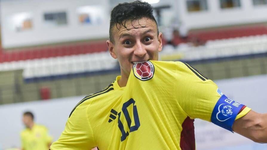 Angellot Caro pidió excusas por lo que pasó y renunció a la Selección Colombia