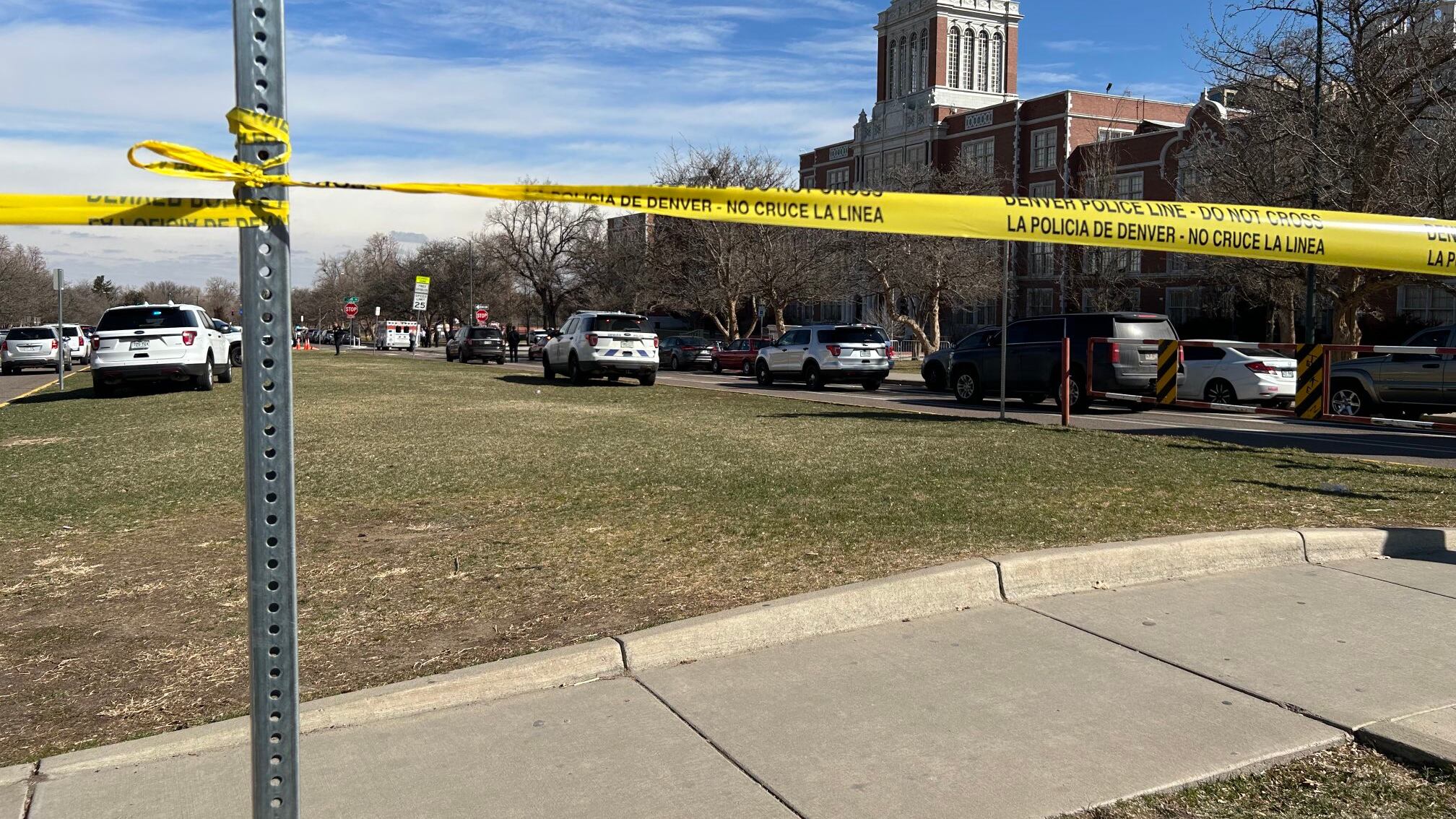 Tiroteo en escuela secundaria deja dos muertos.