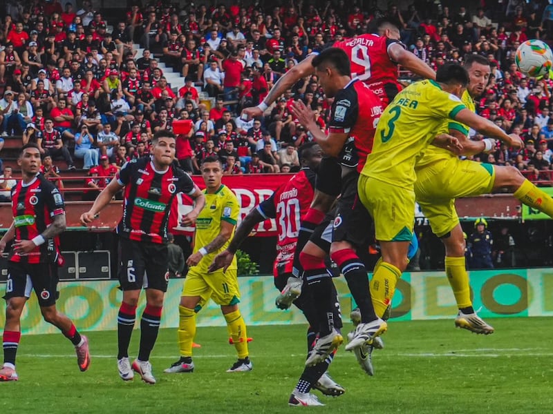 Cero y van dos: Otro equipo de la Liga BetPlay echó al director técnico tras malos resultados