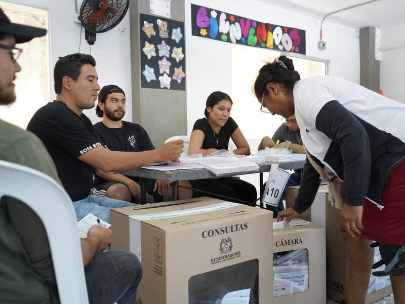 No vaya a perder su medio día de descanso en la empresa: Hasta esta hora se puede votar este 8 de marzo