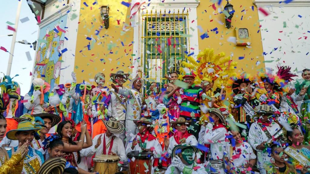 Hacedores en la Casa del Carnaval.