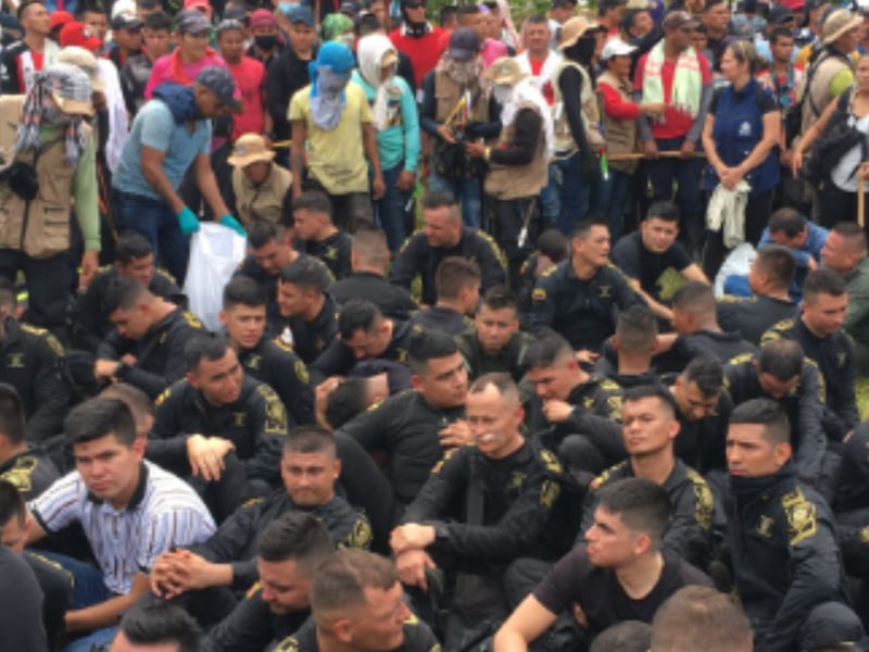¿Secuestro o cerco humanitario?: MinInterior se refiere a polémica por policías en Caquetá