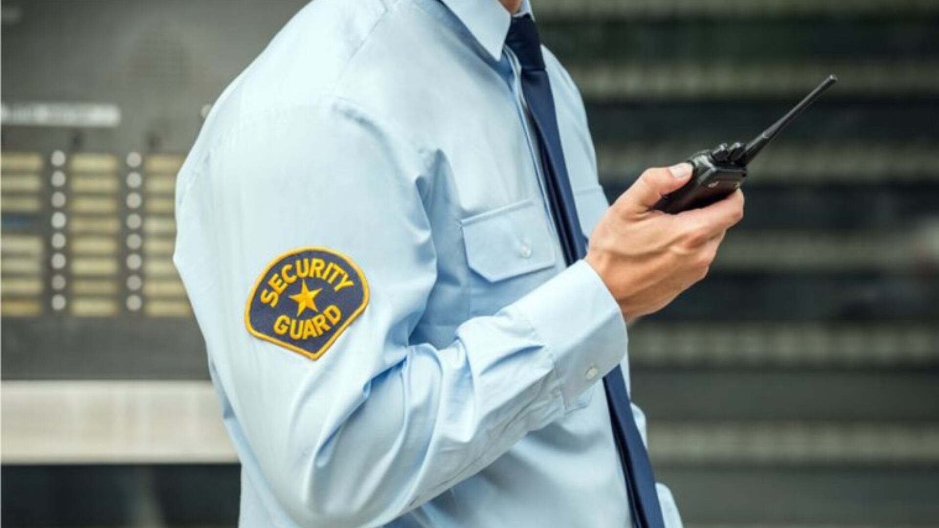 El “golpe” al bolsillo en conjuntos y empresas: Vigilancia privada subirá más del 30% en 2026