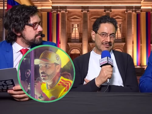 Iván Cepeda no bajó de “diablo” a De la Espriella en ‘Fucks News’ por noticia sobre la iglesia y la guerrilla