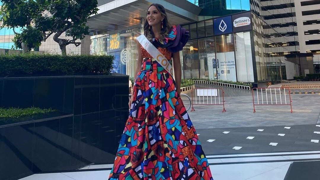 Ange La Furcia representa a Colombia en el Miss International Queen desde Tailandia y tiene todo para ganar la competencia.