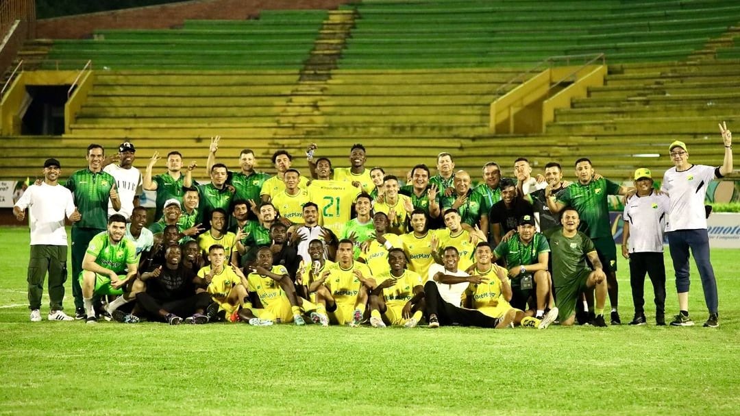 Atlético Huila ‘se puso la 10′ ante la calamidad pública y hará gran donación con ayuda de hinchas