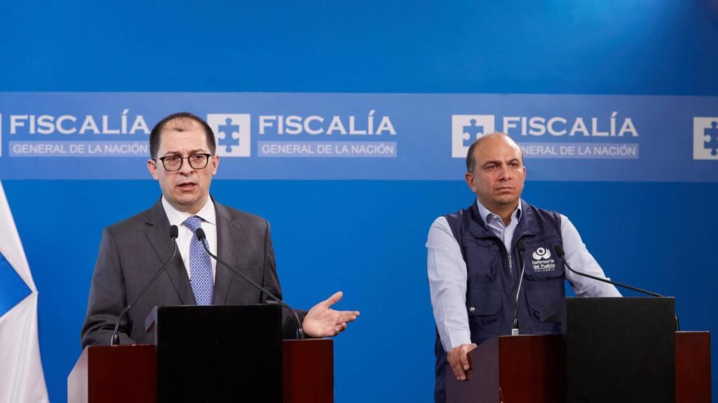 El Fiscal General de la Nación Francisco Barbosa Delgado, como el Defensor del
Pueblo Carlos Camargo Assis