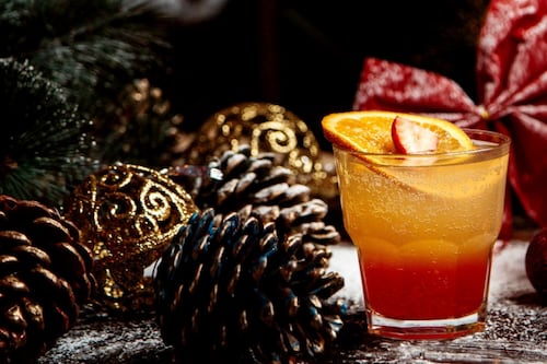 Cuatro cocteles fáciles de hacer para sorprender en Navidad