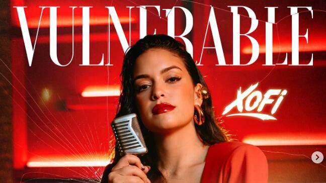 Xofi presenta su canción Vulnerable