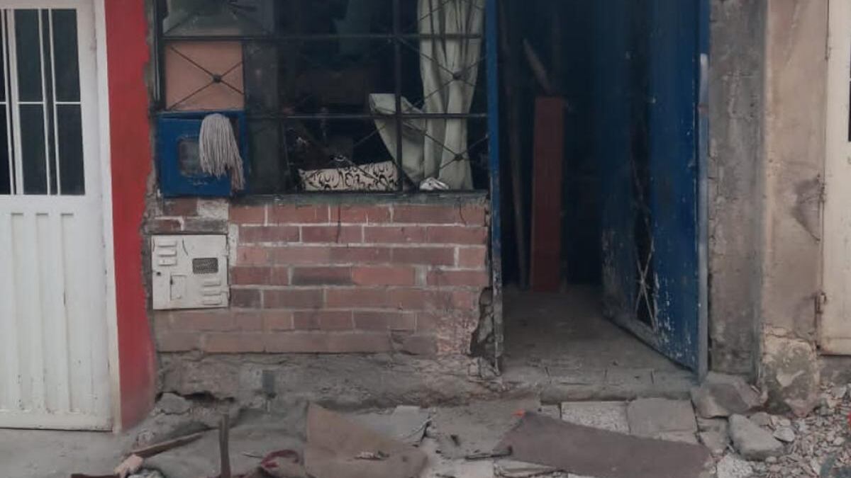 Desconocidos lanzaron granada contra edificio en Usme: hay nueve viviendas afectadas