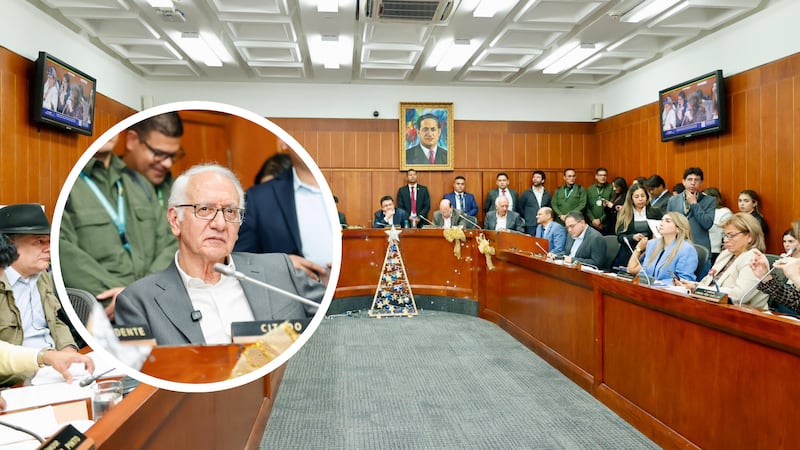 Vuelve y juega: Comisión Séptima del Senado hunde la reforma a la salud del gobierno Petro por segunda vez