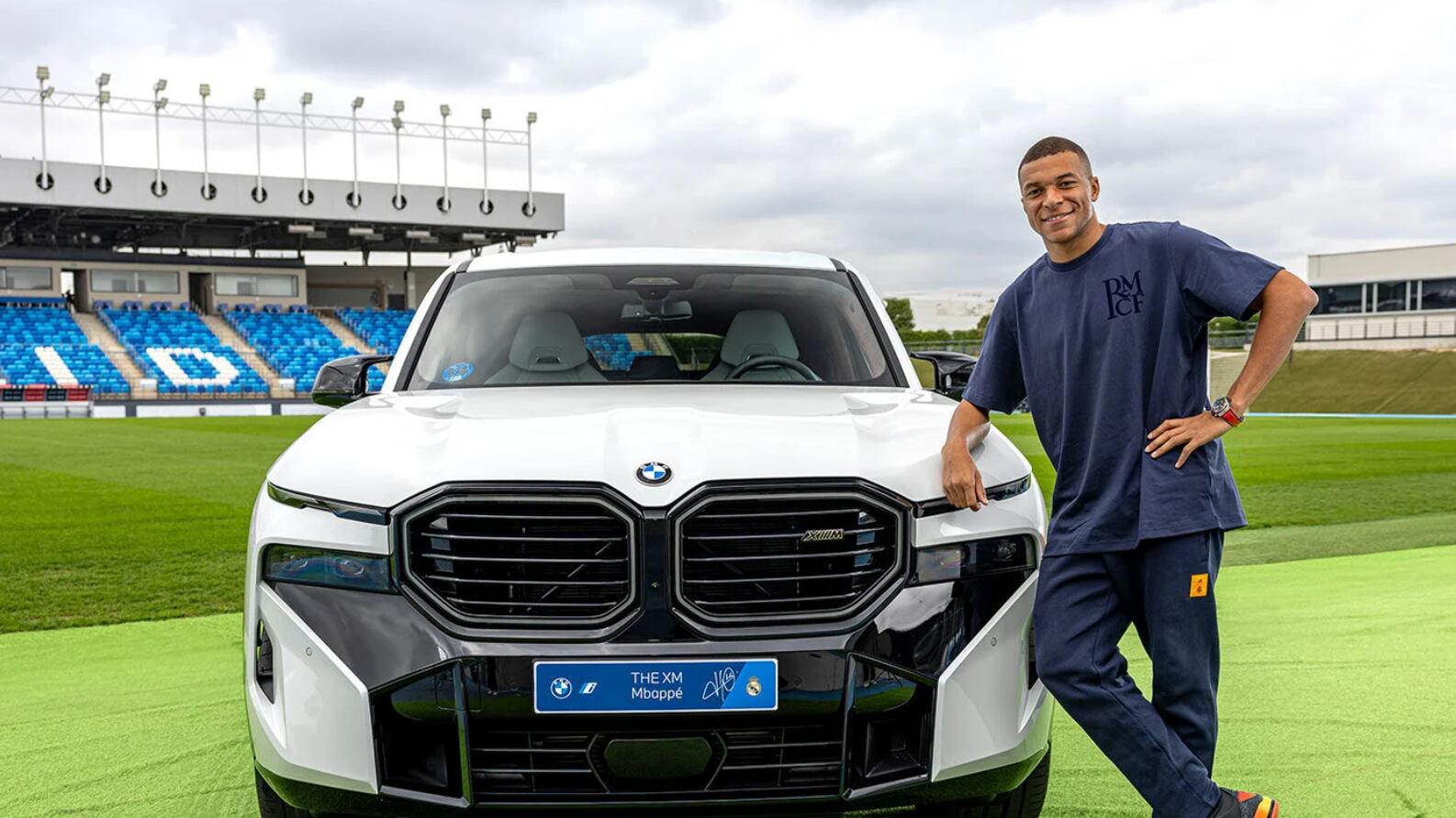Mbappé escogió un BMW WM/Real Madrid