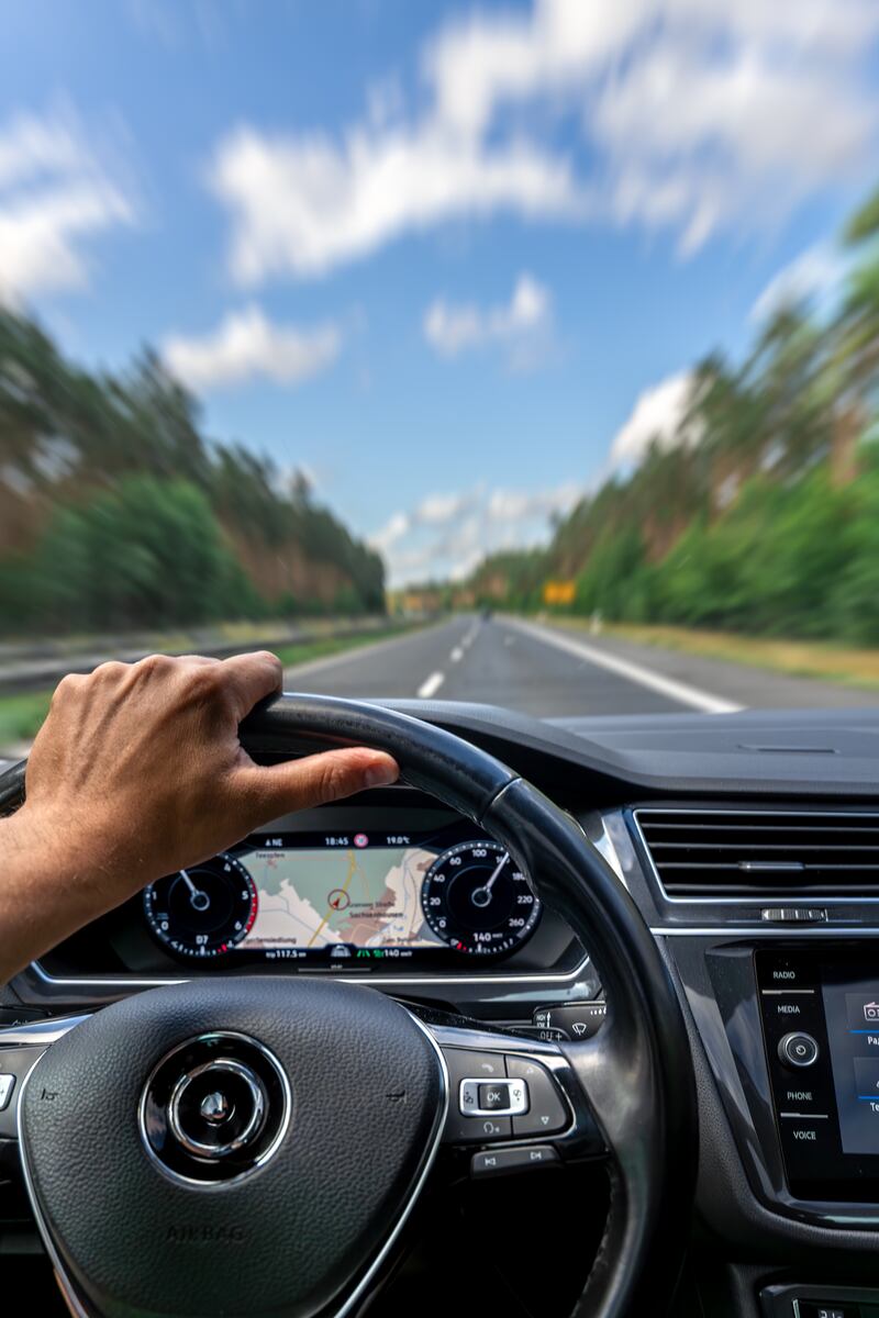 La elección de un automóvil va más allá de simplemente seleccionar un medio de transporte; está profundamente arraigada en la personalidad, el estilo de vida y la psicología individual de cada persona. Foto: Freepik.