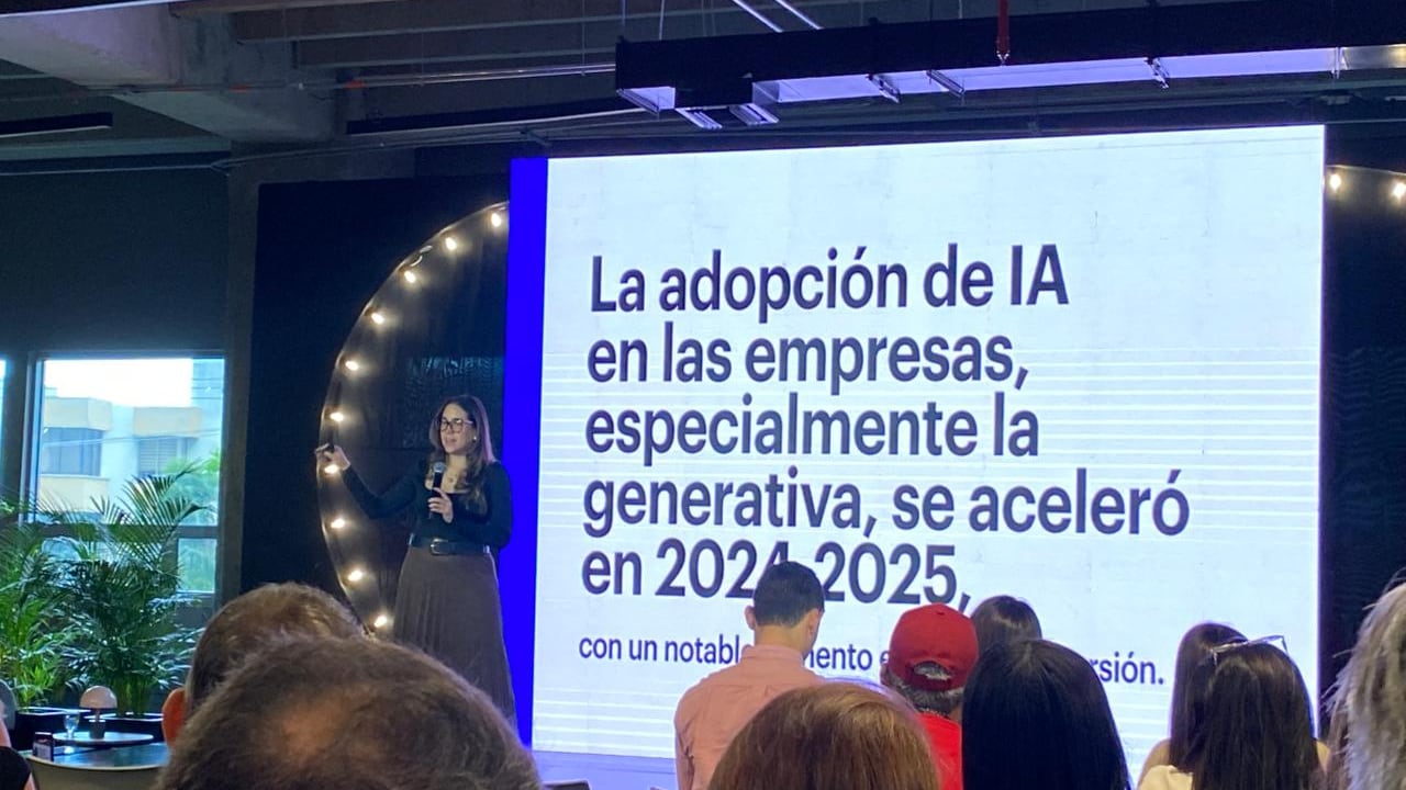 Foto de Vero Ruiz del Vizo, empresaria y especialista en mercadeo moderno y transformación digital.