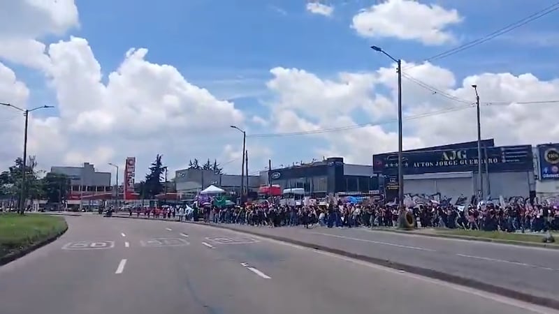 Movilidad en Bogotá en vivo: marchas en la avenida Boyacá y accidentes causan congestión vial